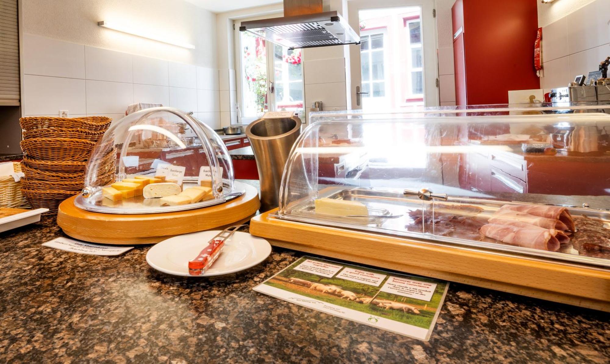 Hotel Roter Ochsen Solothurn Ngoại thất bức ảnh